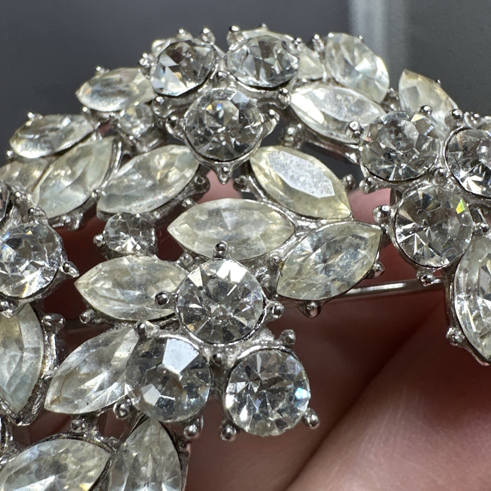CROWN TRIFARI Alfred PHILIPPE VINTAGE Clear Rhinestone Crescent Brooch Pin