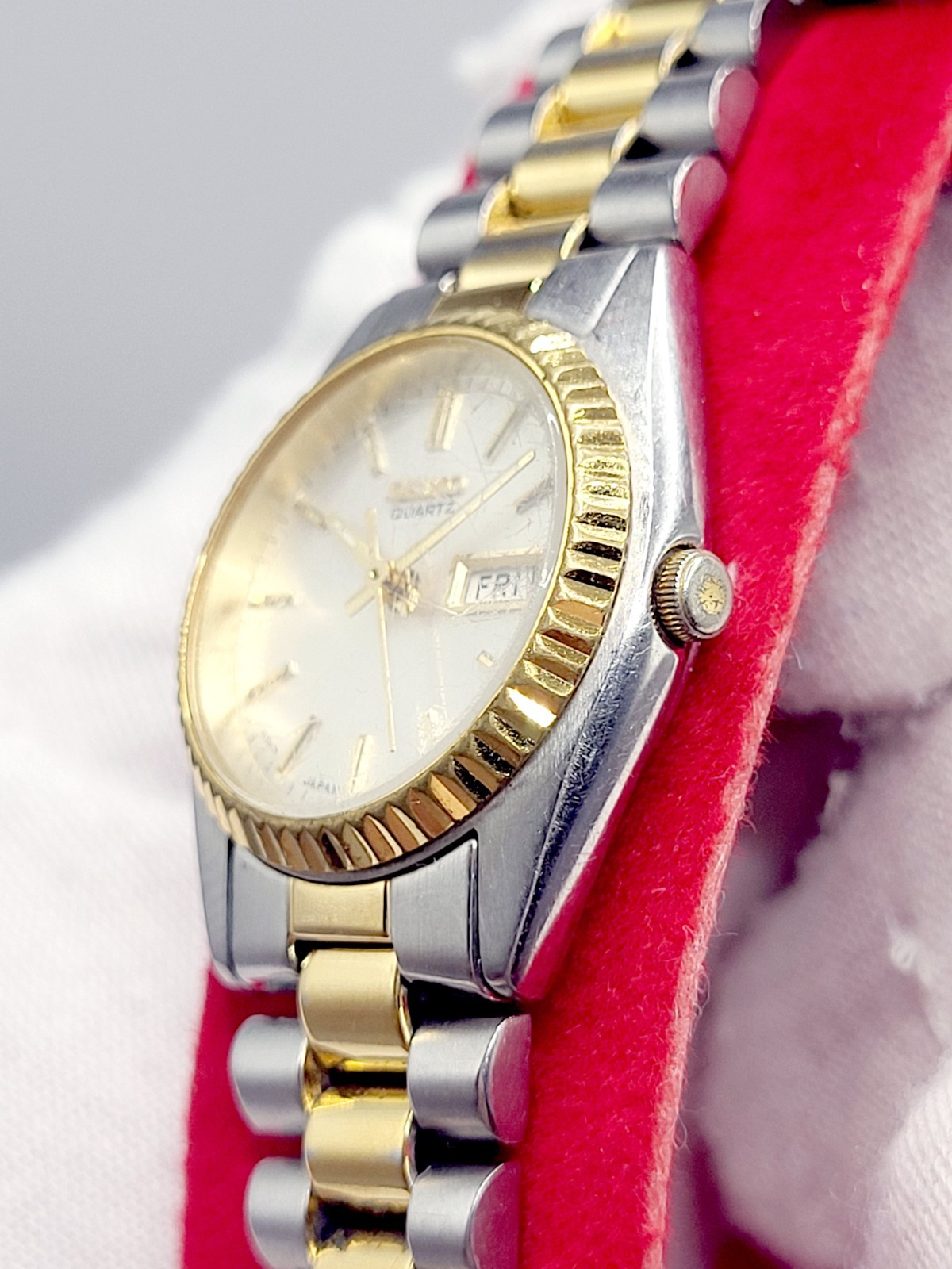 24mm [WORKS] 1995 Seiko Women’s Silver & Gold Tone Ladies Watch Day Date