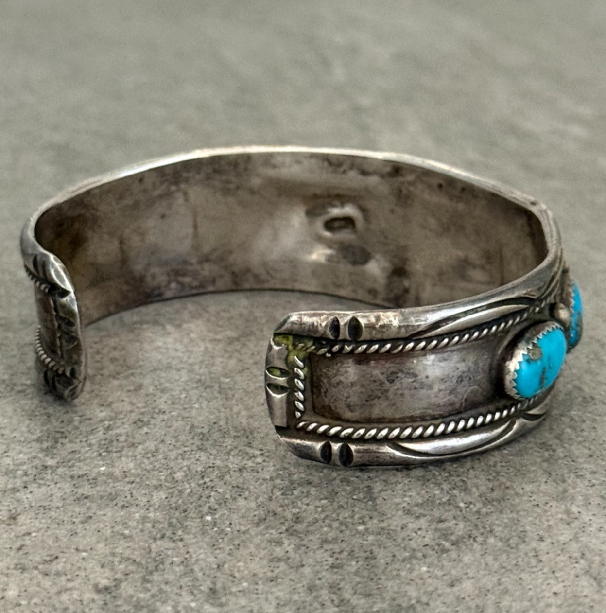 Vintage Native American Navajo MORENCI TURQUOISE Sterling LARGE Bracelet 8.25 in
