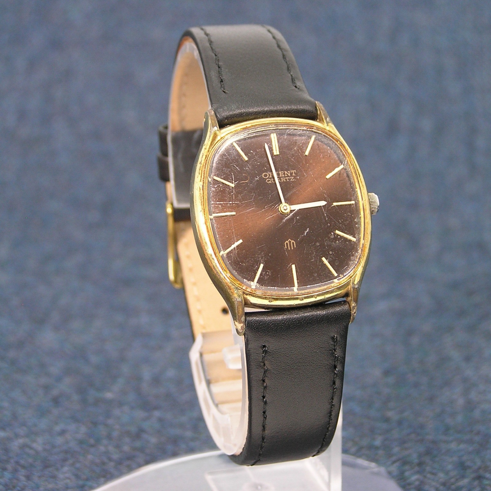 80s ORIENT QUARTZ I050427 Gold Plated Vintage Dress Watch Japan Imported