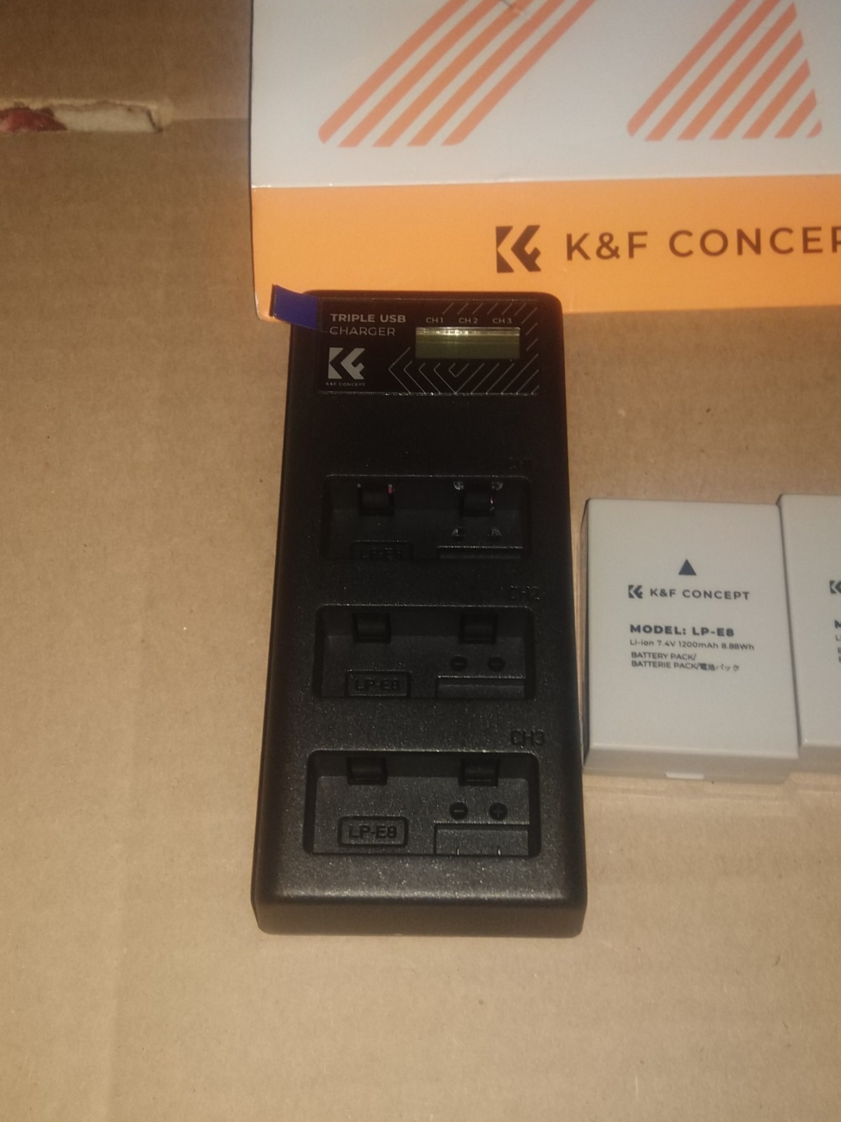 K&F CONCEPT 3-Pack LP-E8 Battery and Upgraded LCD Charger (No Usb Cable)