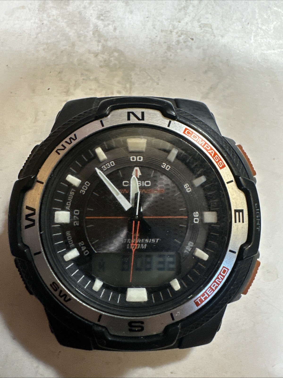 Casio Twin Sensor Illuminator SGW-500H 5269 Ana/Digital Red/Black Dial New Batt!
