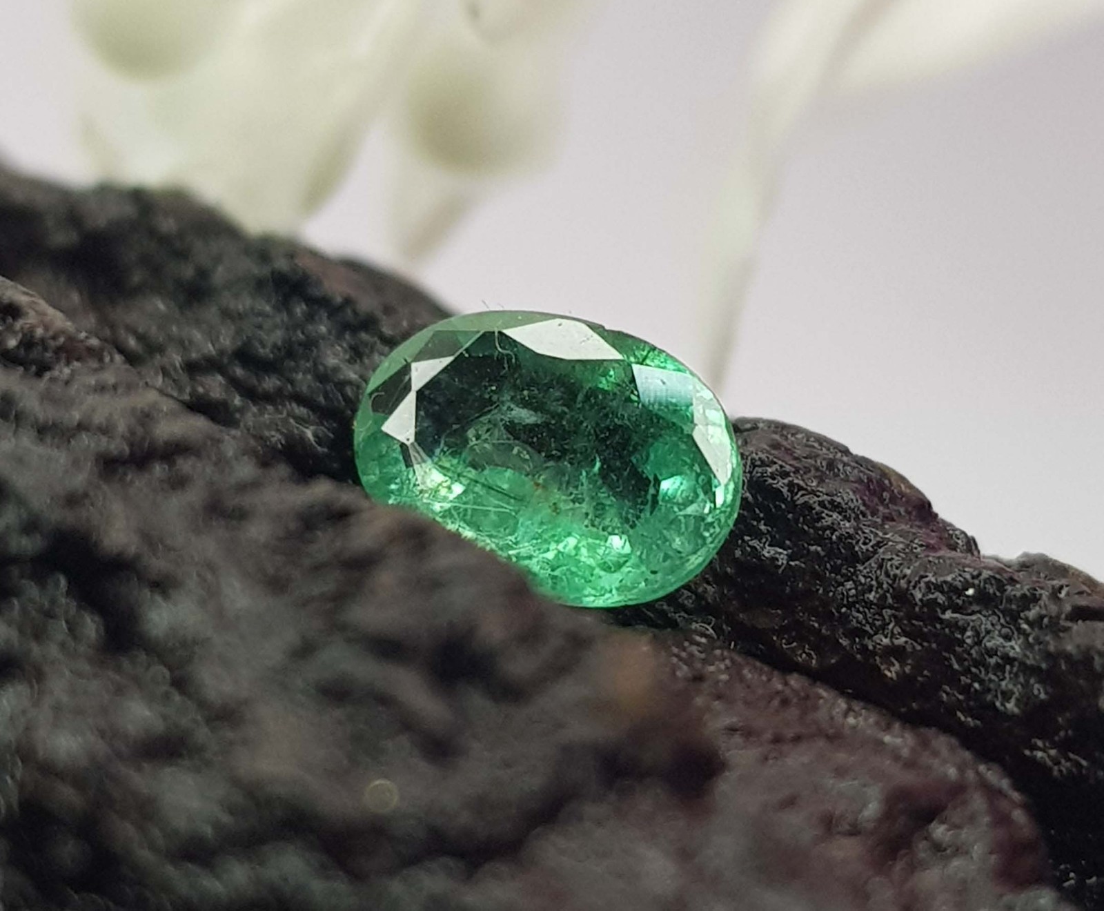 0.66 Ct Natural Emerald Oval Cut Rich Green Zambian Mines Top Quality Gemstone