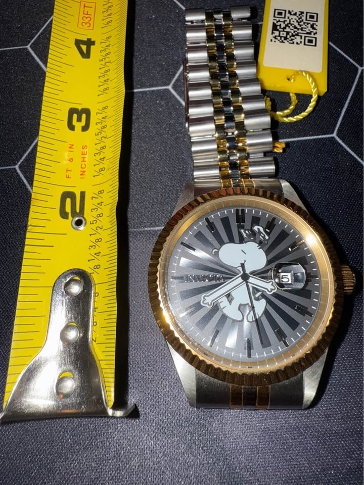 Invicta Character Collection Limited Edition Snoopy Stainless/Gold Analog Watch