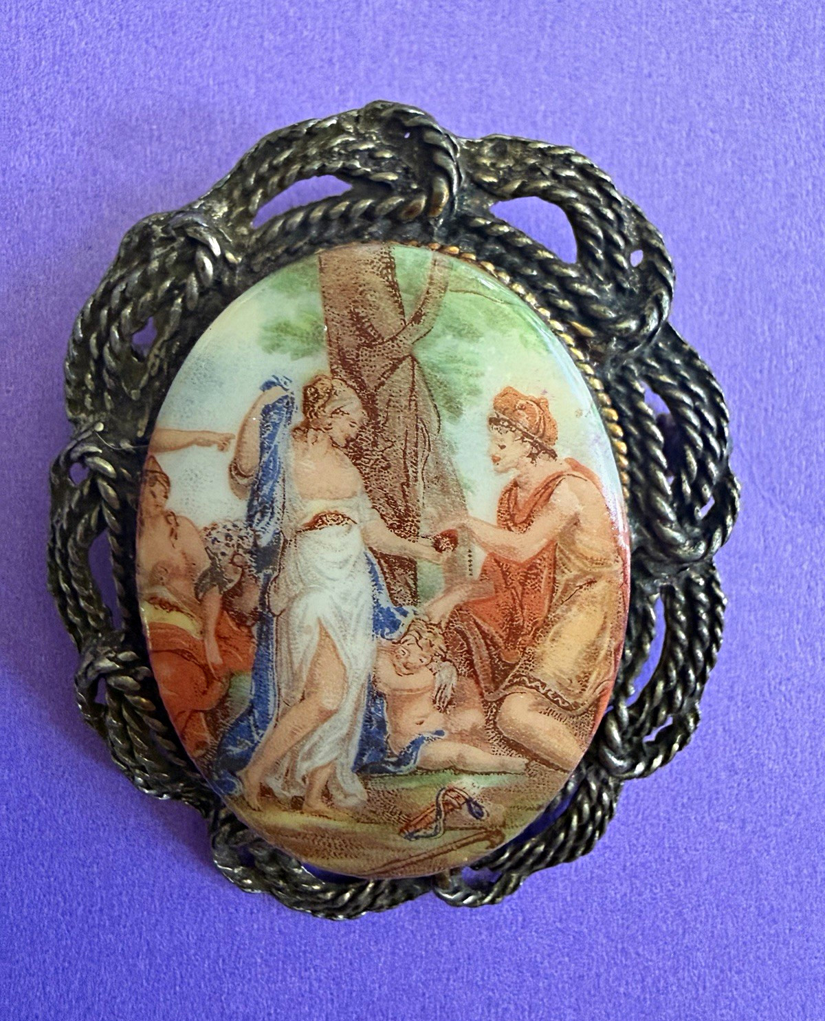 Oval Mythology Cameo Style Scenic Brooch Pin Twisted Rope Frame Silver 2 in