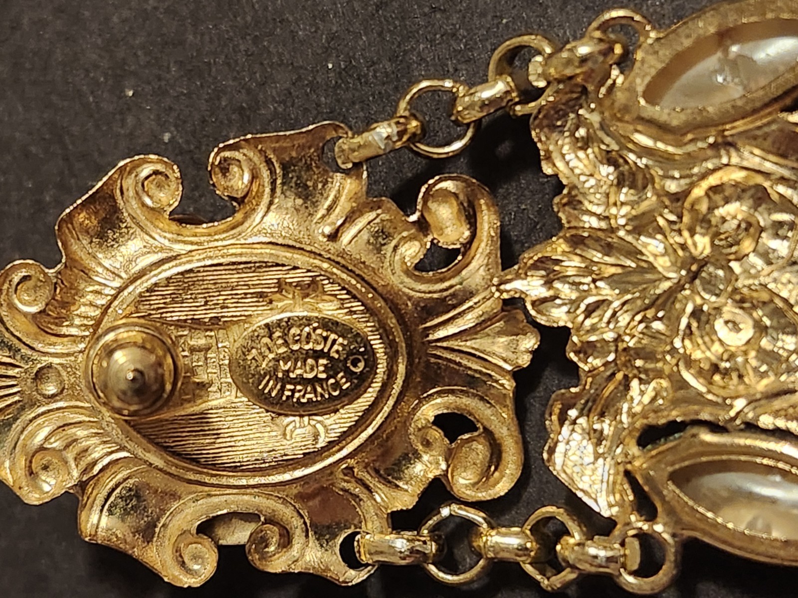 Vintage Zoe Coste Made In France Gold Tone Floral Motif Dangle Earrings