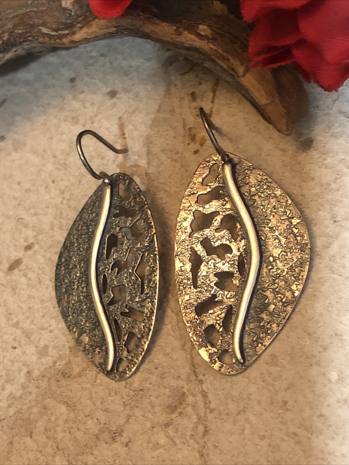 30. SILPADA Sterling 925 Brushed Textured Cut Out Leaf Hook Earrings 8.5g, 48mm