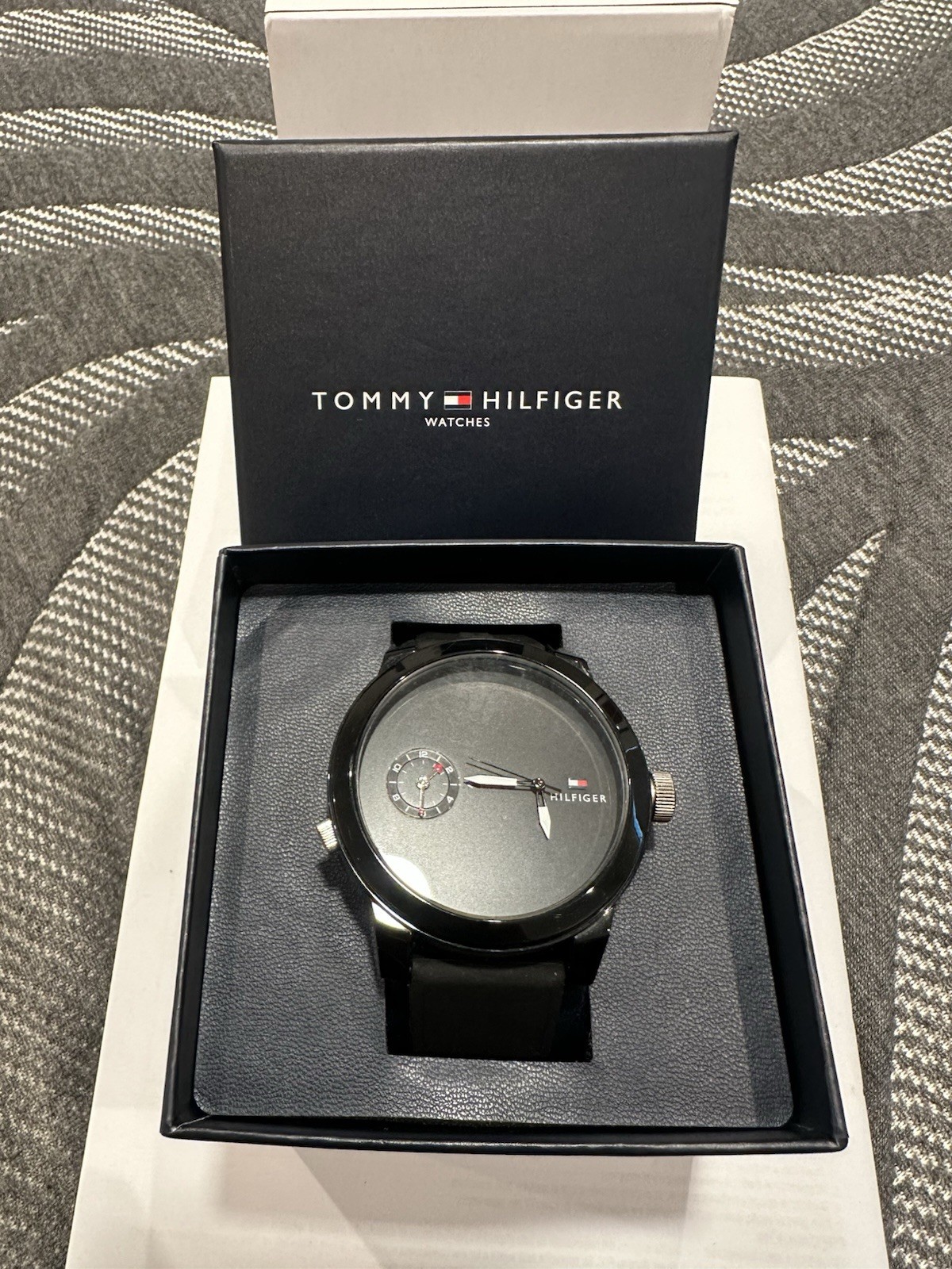 Tommy Hilfiger “Denim” Dual-Time Sport Watch – Black + Silicone (Model 1791326)