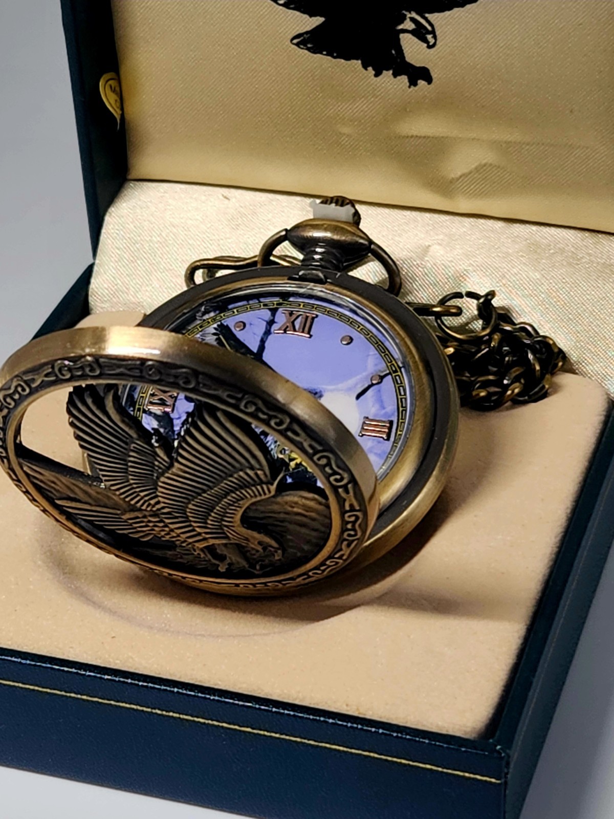 American Bald Eagle Pocket Watch Flying Raptor Vintage Style Bronze Collectible