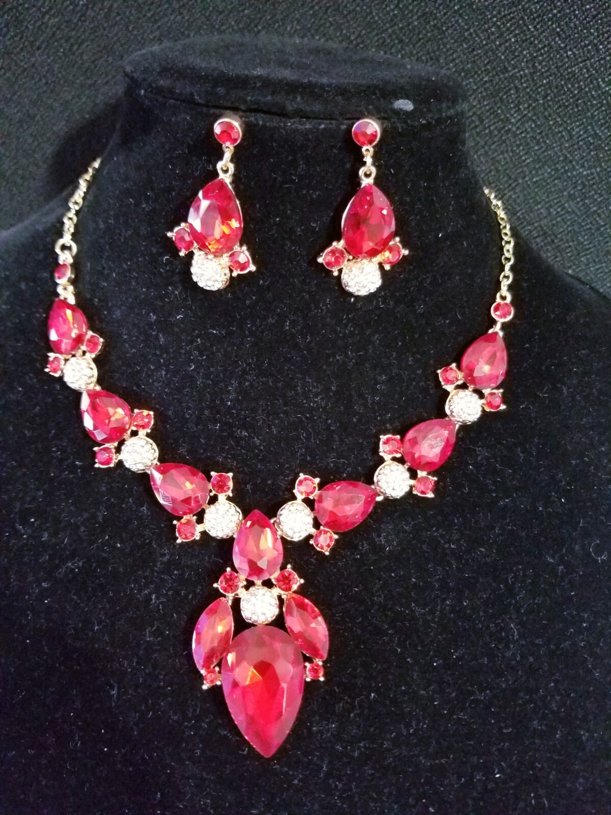 Red Crystal Choker Rhinestone Necklace Earring Set Bridal Prom Pageant