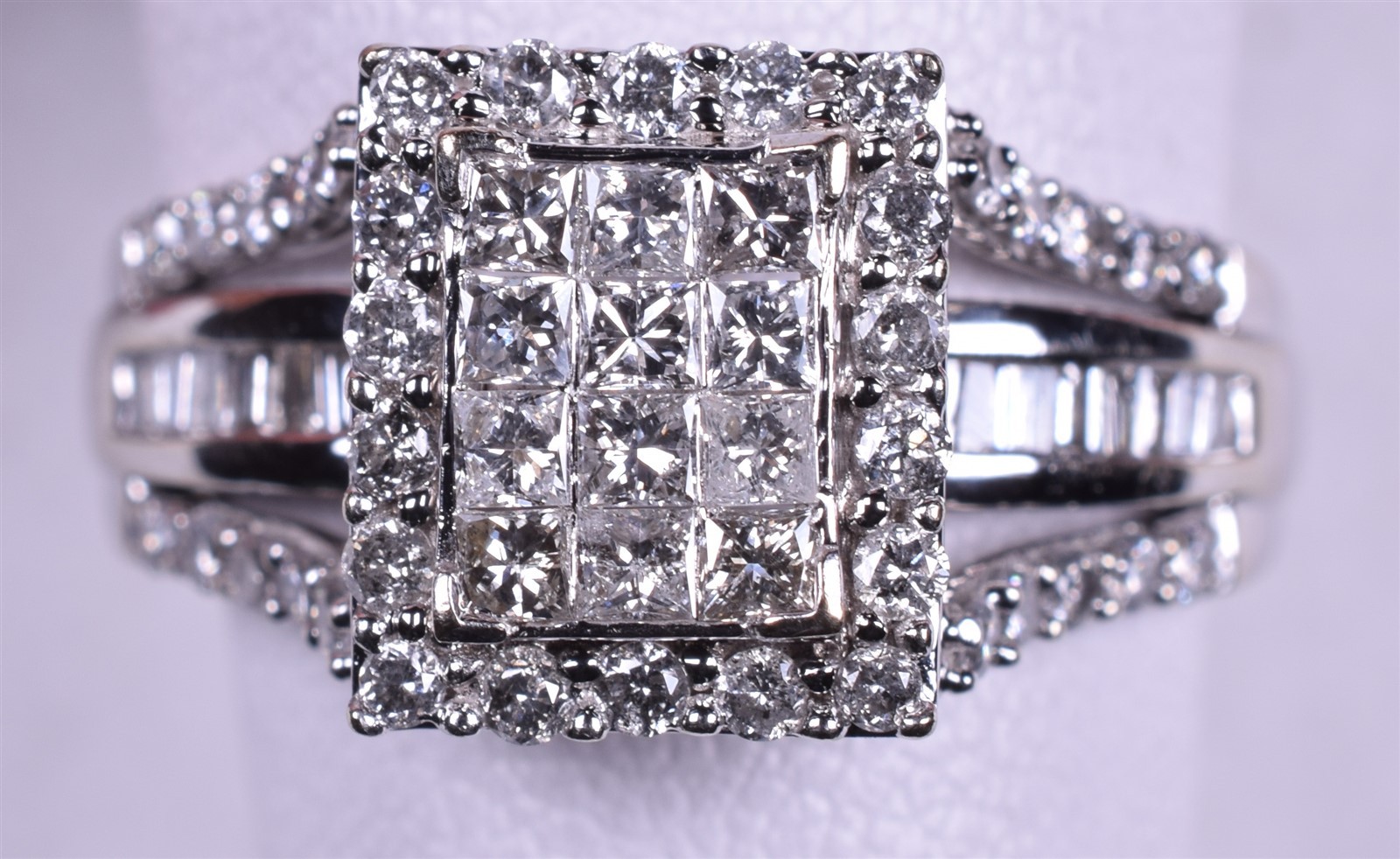 10K Diamond Illusion Ring Size 6.5 Approximately 1CT T.W. Princess Round Halo
