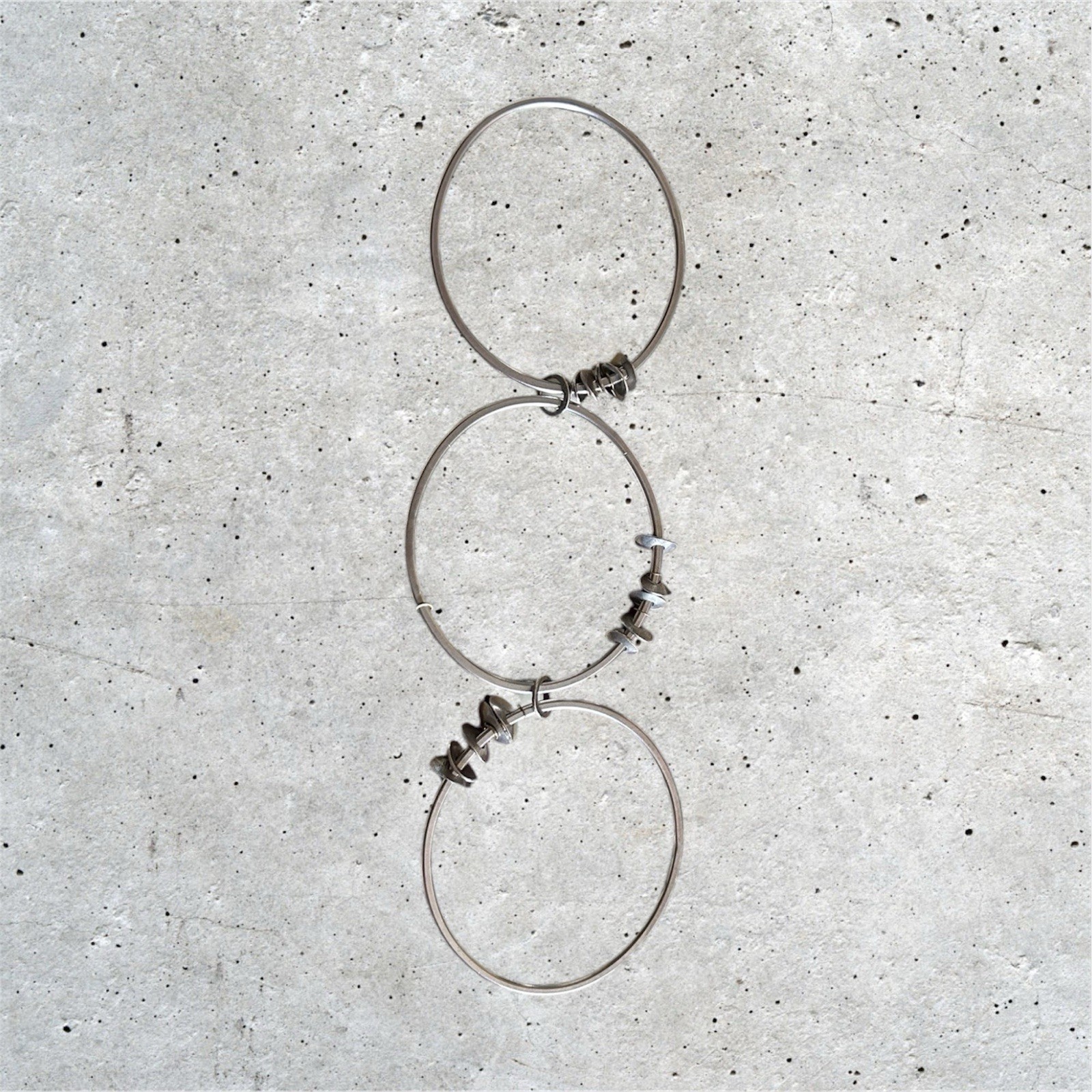 Lisa McKean Artisan Sterling Silver Interlocking Trio Bangle Bracelet 6.5cm