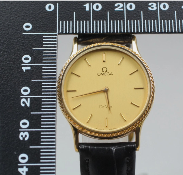 Rare OMEGA De Ville – NEAR MINT – Cal. 1365 Gold Dial Quartz – STUNNING