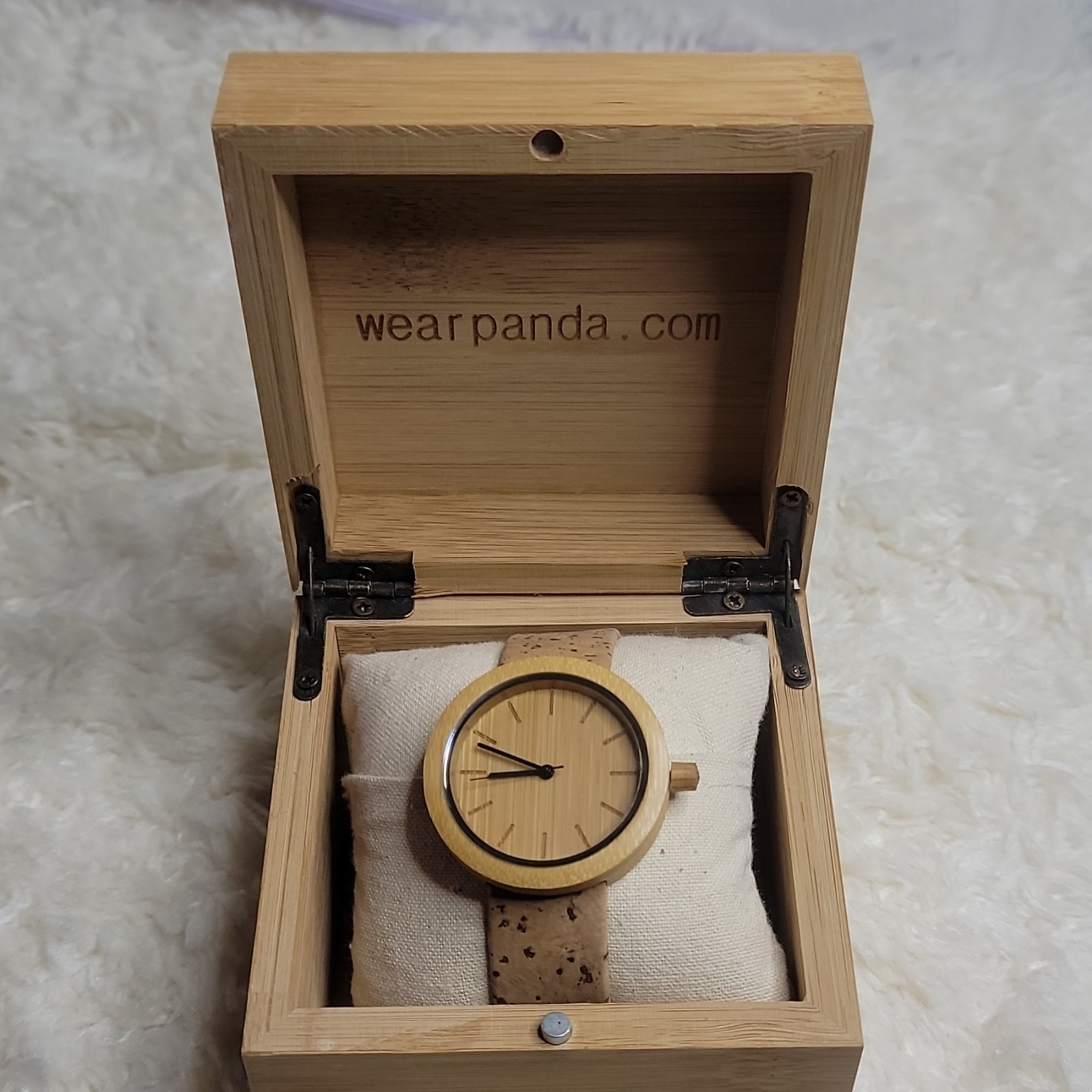 WearPanda The Naturalist Bamboo Wristwatch Analog w/ Original Box need battery