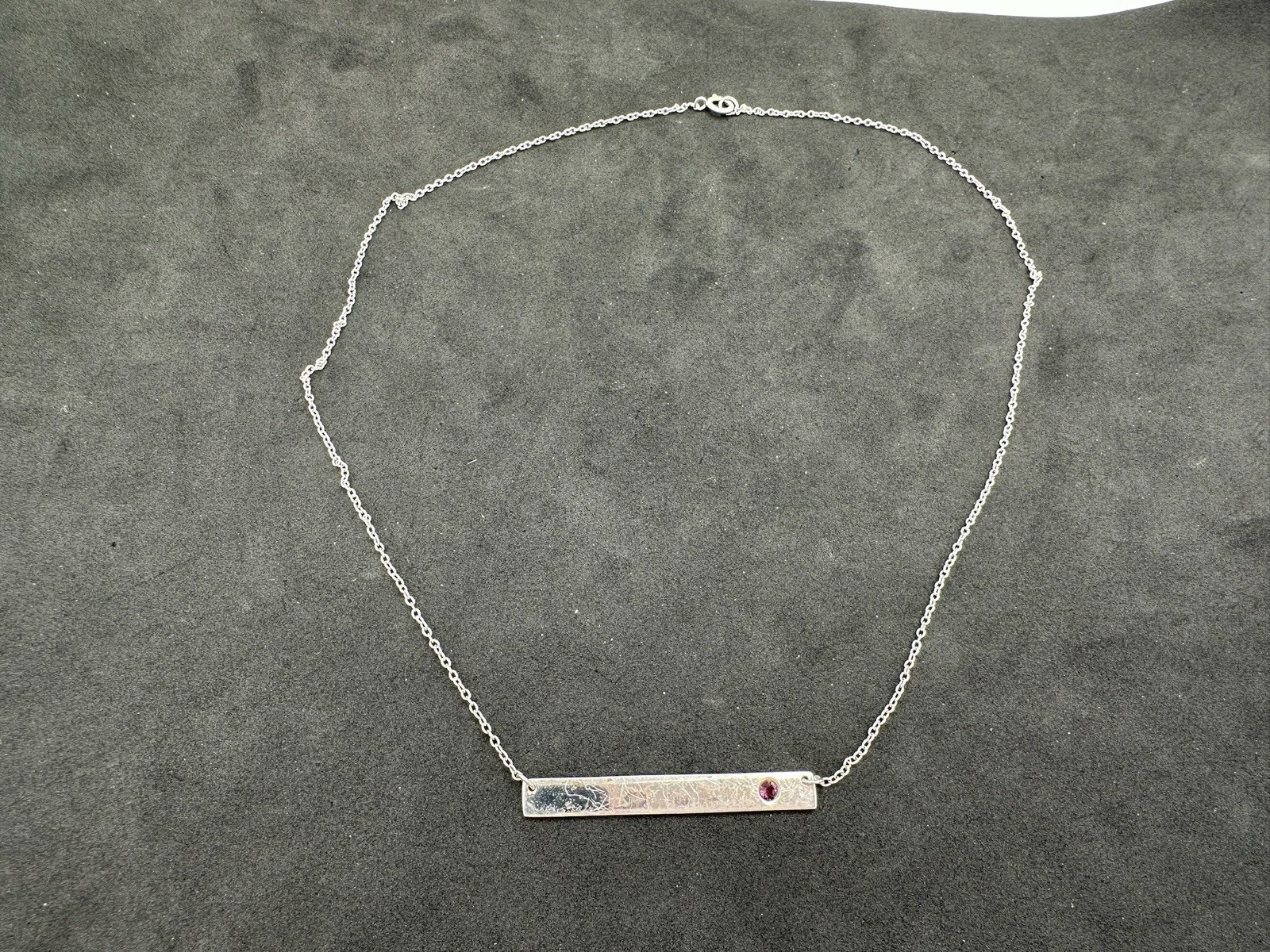 2.82g Vintage Sterling Silver 925 Bar Pendant Necklace Color 18 in
