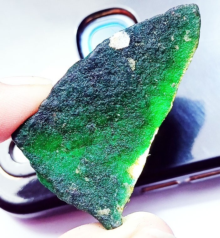 Natural Emerald Rough Loose Gemstone 84.05 Ct Certified With Free Gift