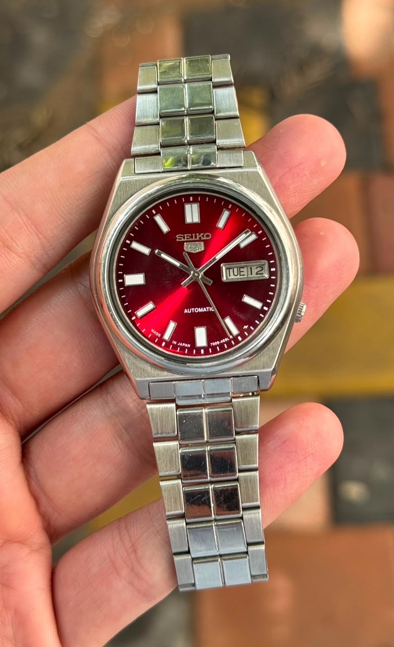 Lot Of 2 Vintage Seiko 5 SNXS 7009 Automatic Men’s Wrist Watch Day Date Japan