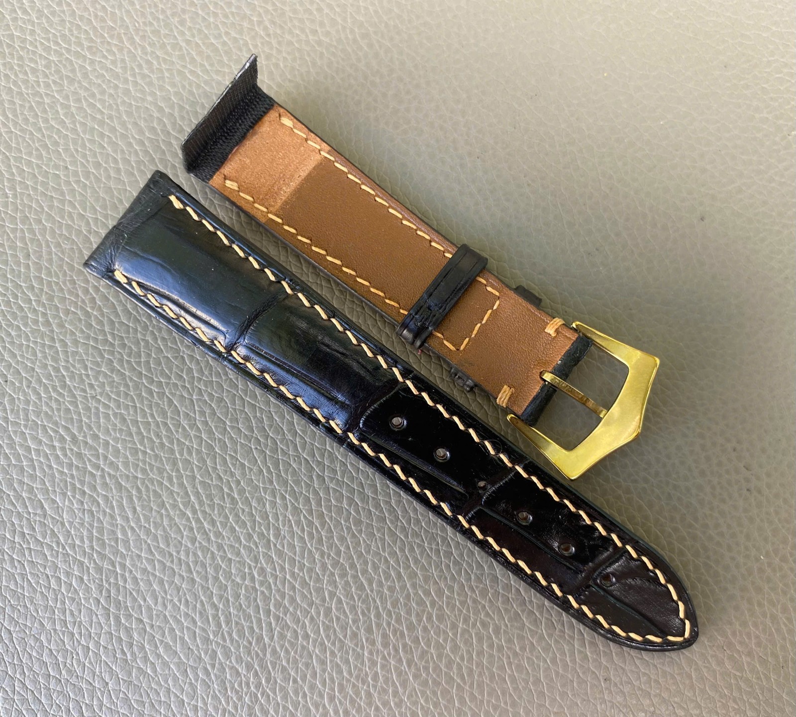 Custom Open Ended Black Genuine leather Strap size 12 13 14 15 16 17 18 19…26