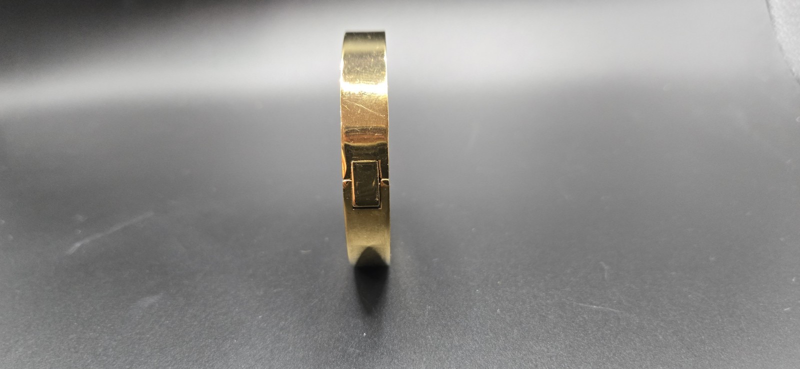 VTG Signed J.CREW Cuff Bracelet Gold Tone Lux Shine Hinged Push Lock