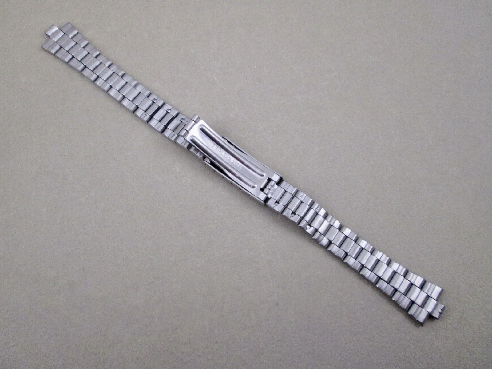 5mm 14mm lug size lady’s st. steel watch band silver tone fold over clasp 6.25″