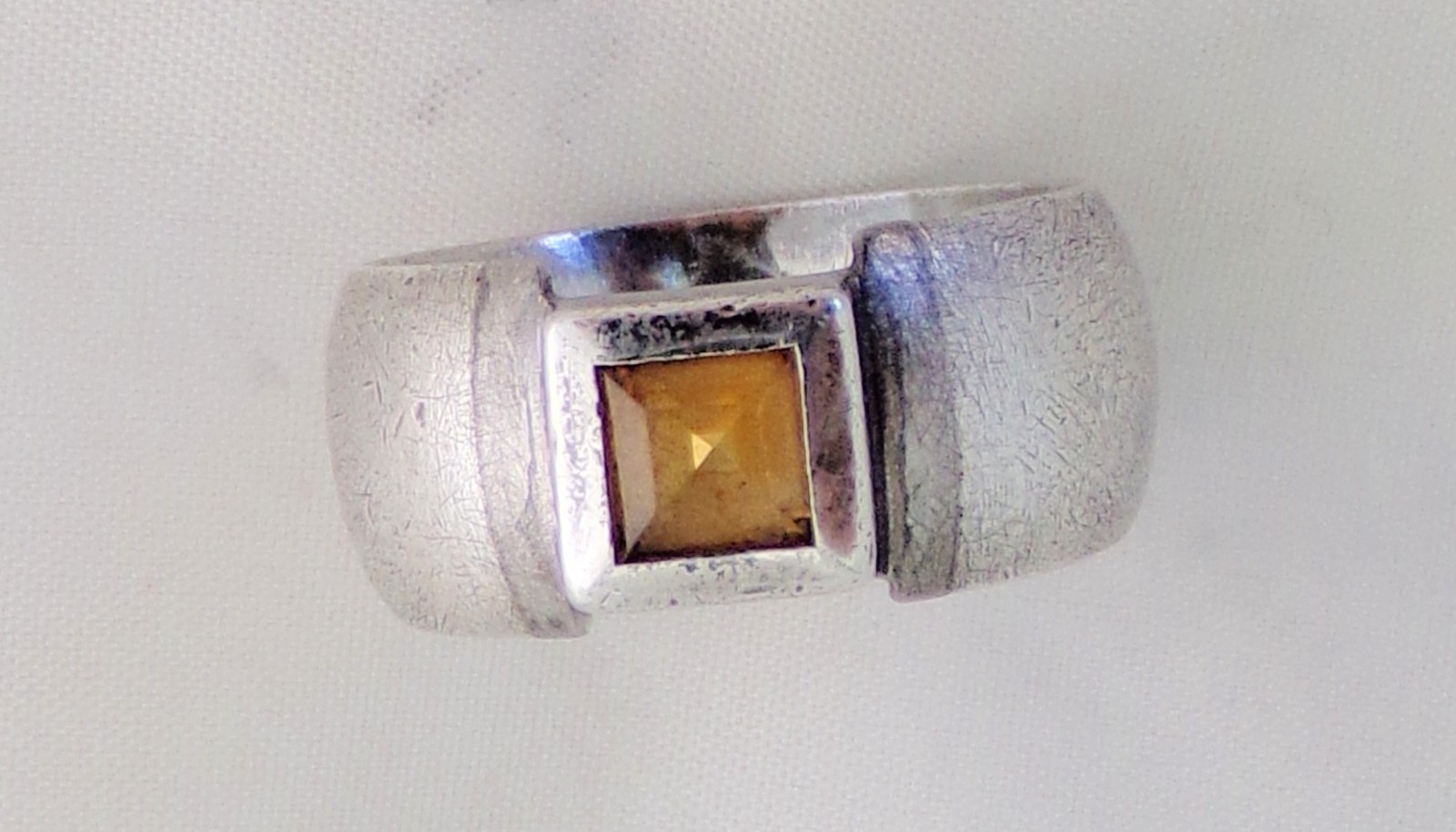 Sterling Silver & Palladium Band w/ Square Cut Citrine – Size 6 Ring – Hyde Park