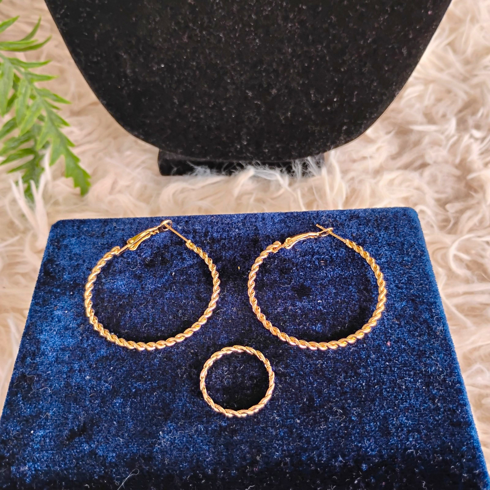 Gold Tone Round Hoop Earrings, Twisted Rope Design, Latch Back, With Ring