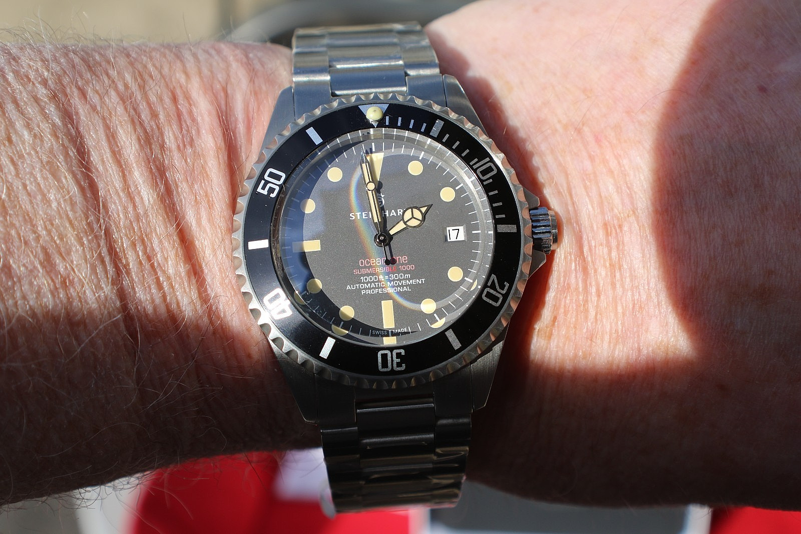 Steinhart Ocean One Premium 42mm. Boxes, Papers, Tags , A1 Condition.NOS