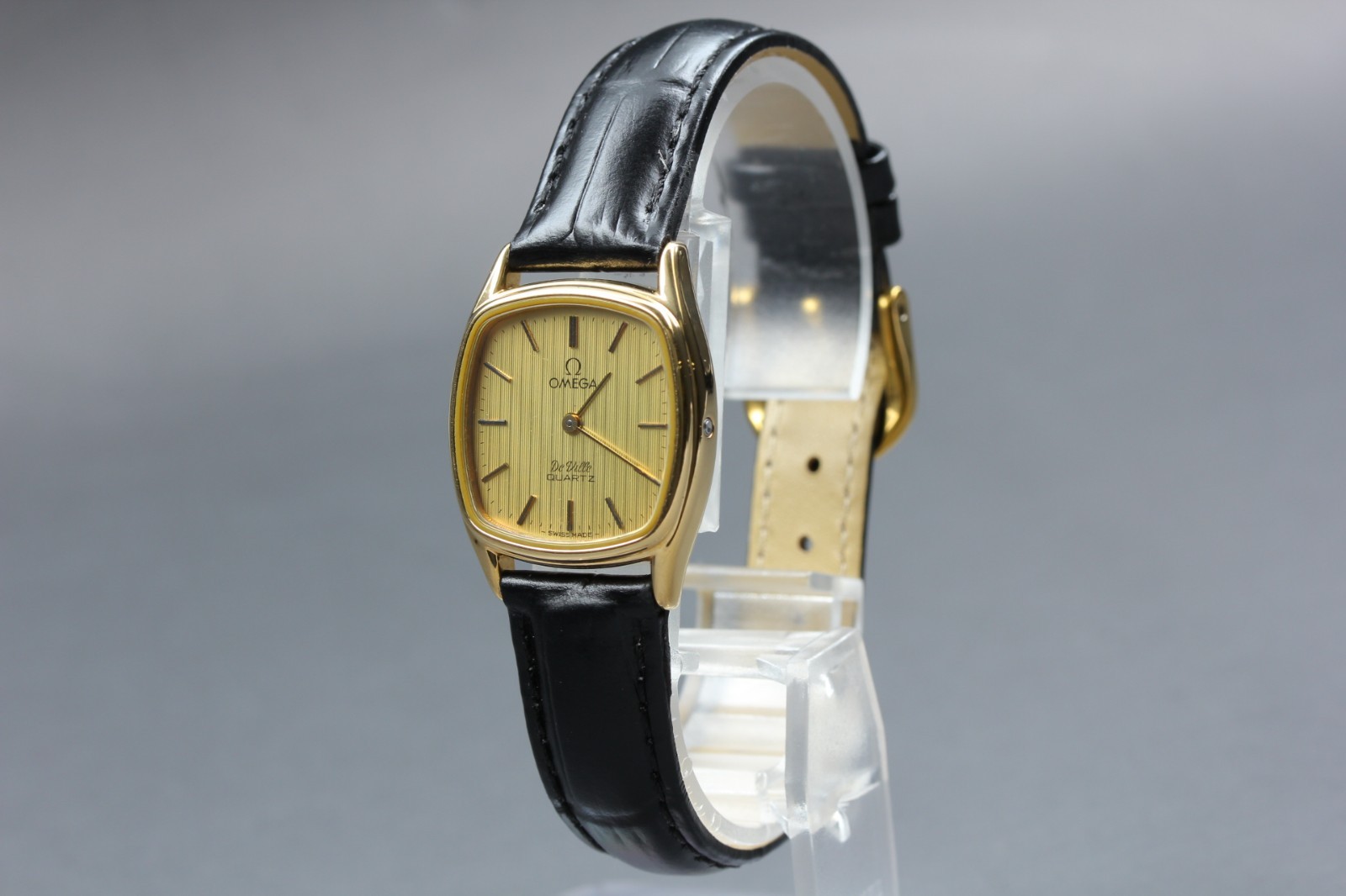 VINTAGE Omega De Ville Cal.1365 Gold Square Push Crown Quartz Women Watch JAPAN