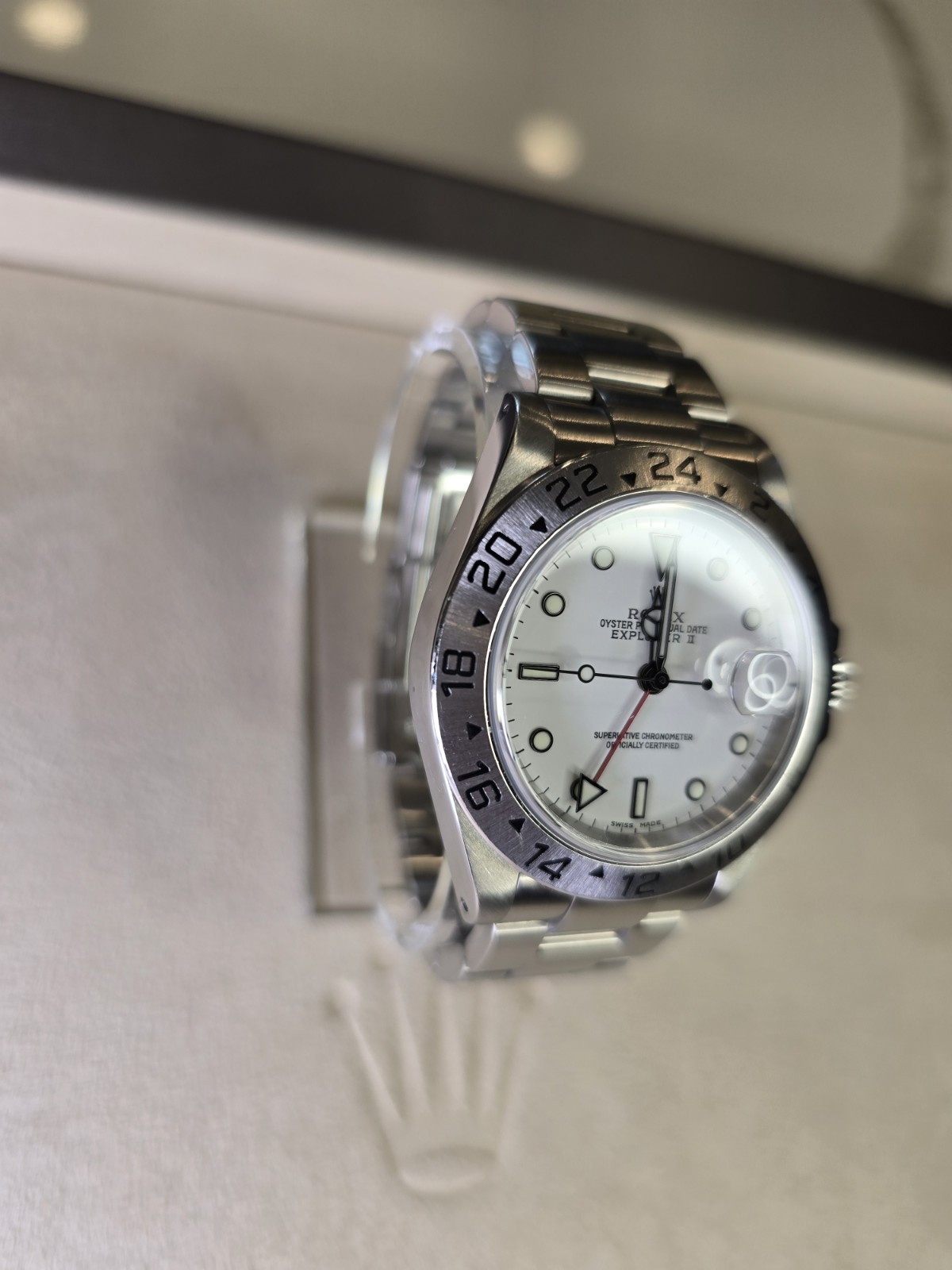 Rolex Explorer II Polar White 40mm – 16570 K Serial Stainless Steel