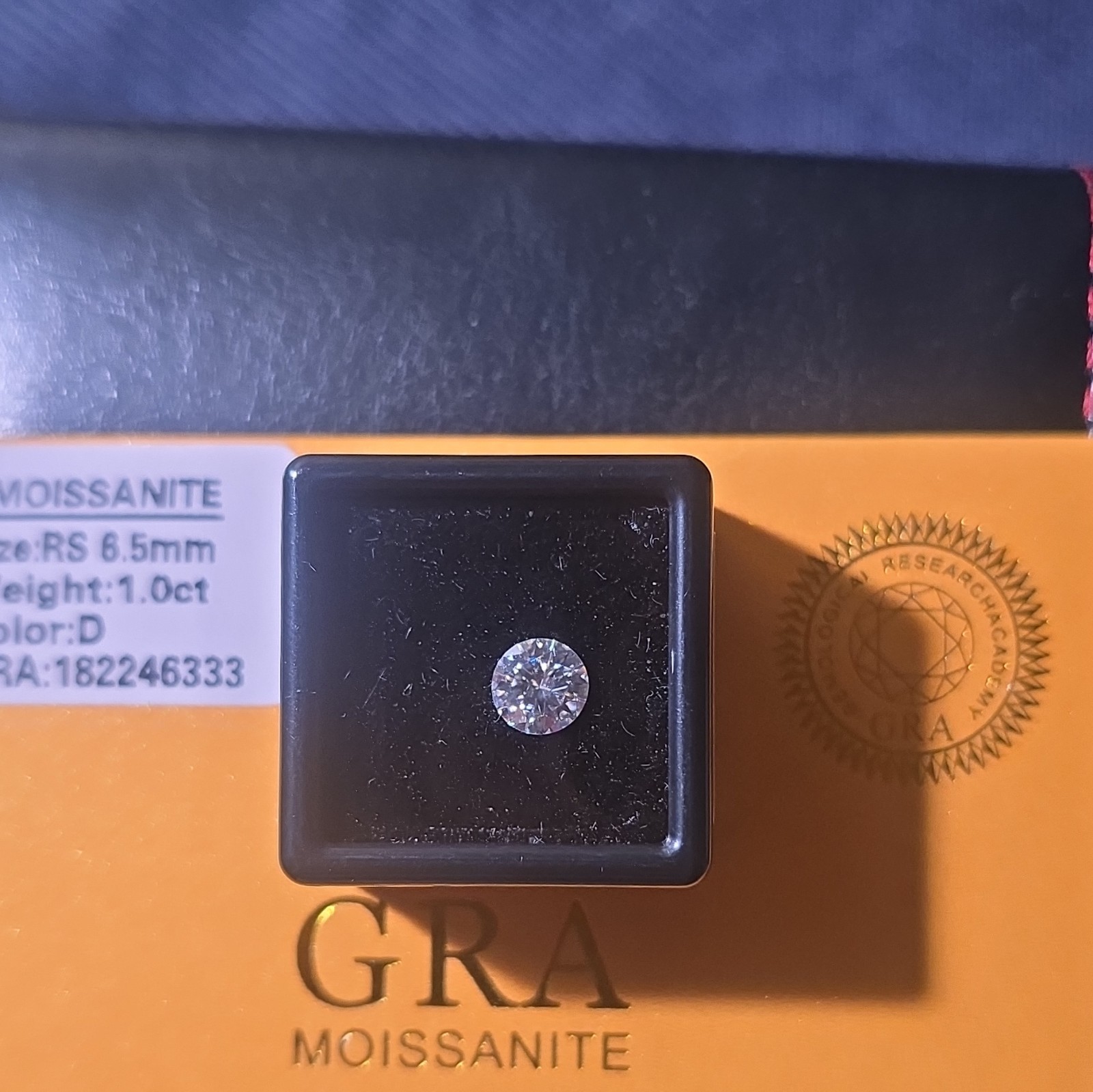 GRA Certified Moissanite Round 6.5mm 1.0ct White/Colorless Transparent