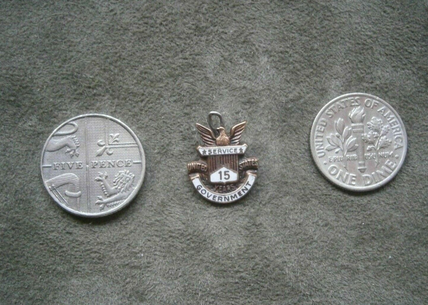 15 Years US Govt Service Vintage Copper & Enamel Bracelet Charm Pendant 1.5g