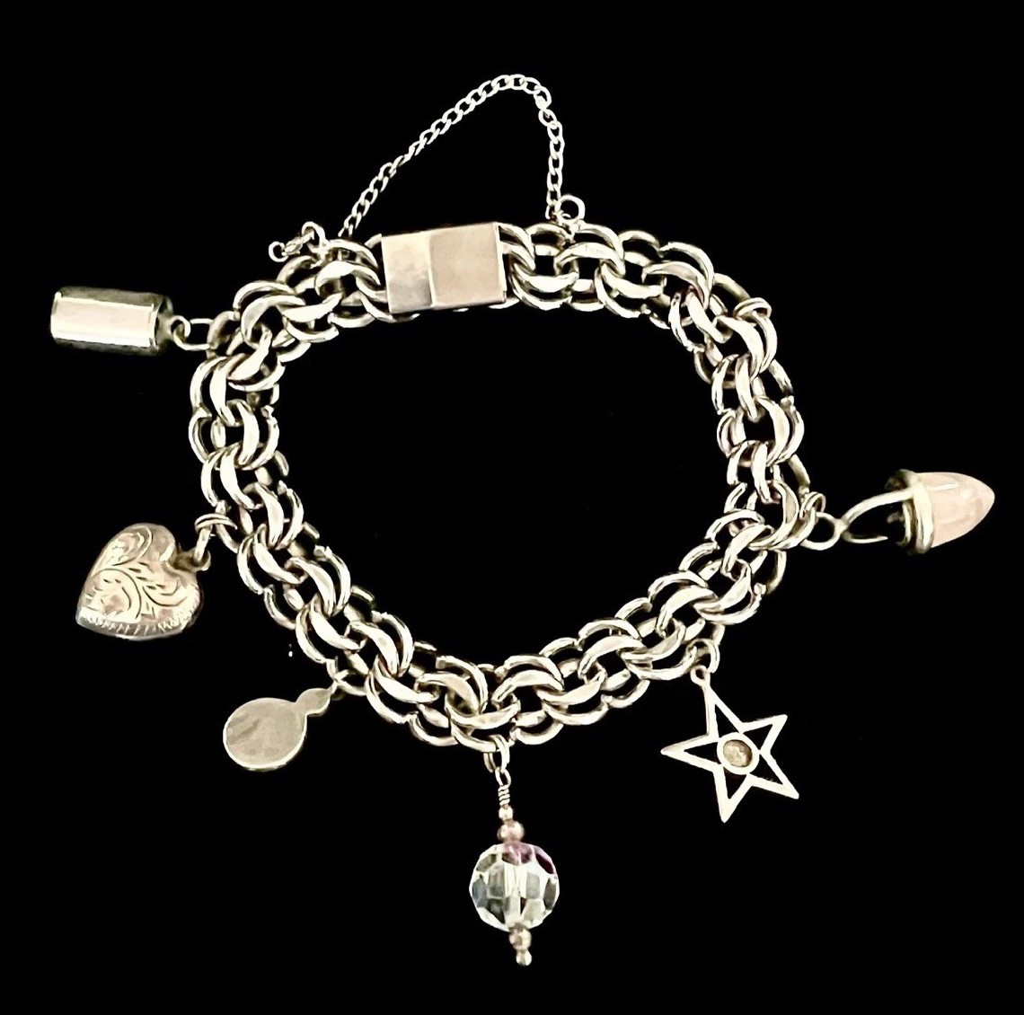 VINTAGE WINARD STERLING SILVER CHARM BRACELET WITH 6 CHARMS ~ 36.6 G