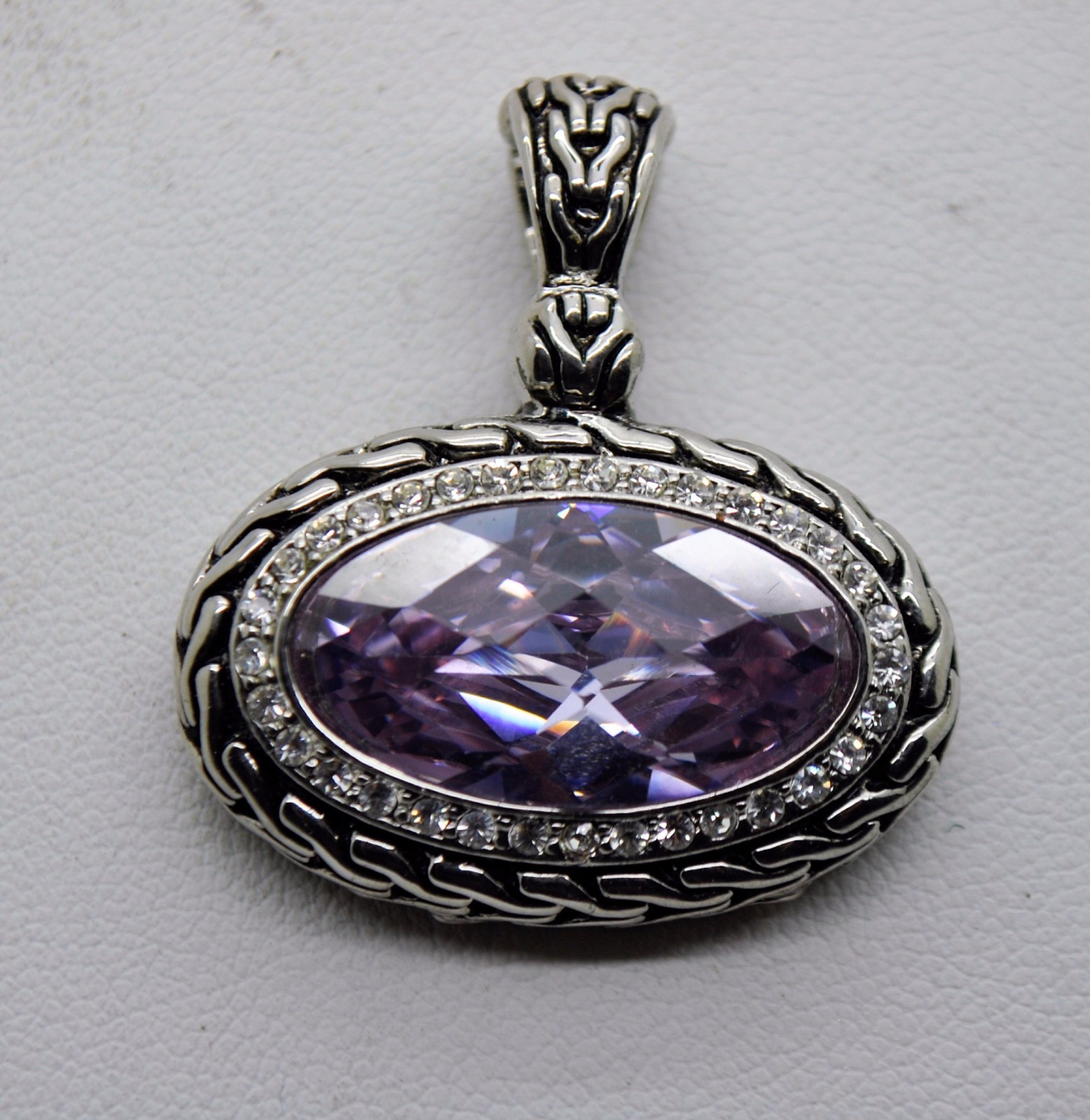 AP01 Gorgeous Design Style oval Shape light purple cubic zircon fashion Pendant