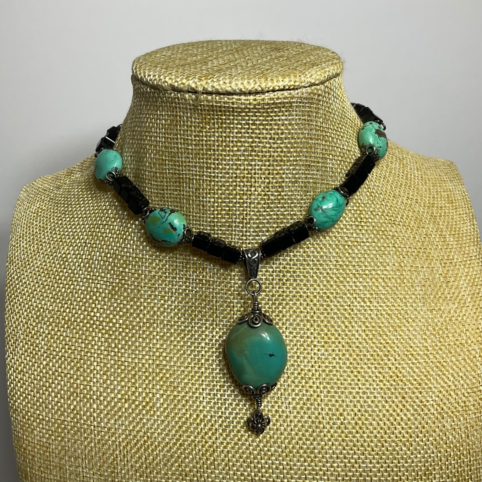 Vtg Genuine Turquoise Black Glass Beaded & Drop Pendant Necklace Earring Set 925