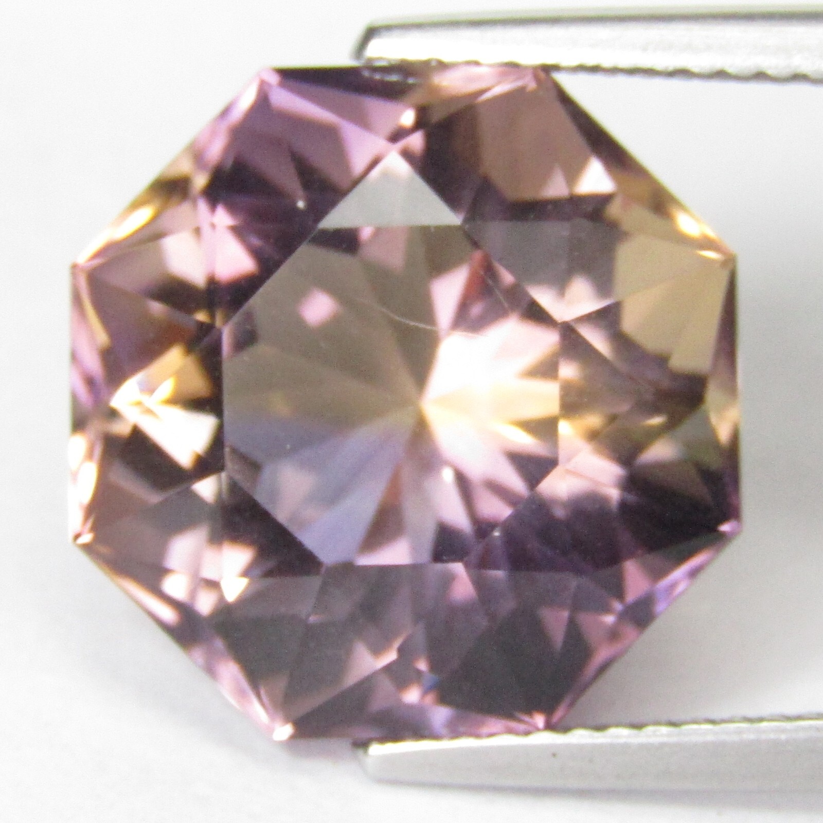 13.90Cts Delightful Natural Bolivian Ametrine 15mm Octagonal Cut Gemstone