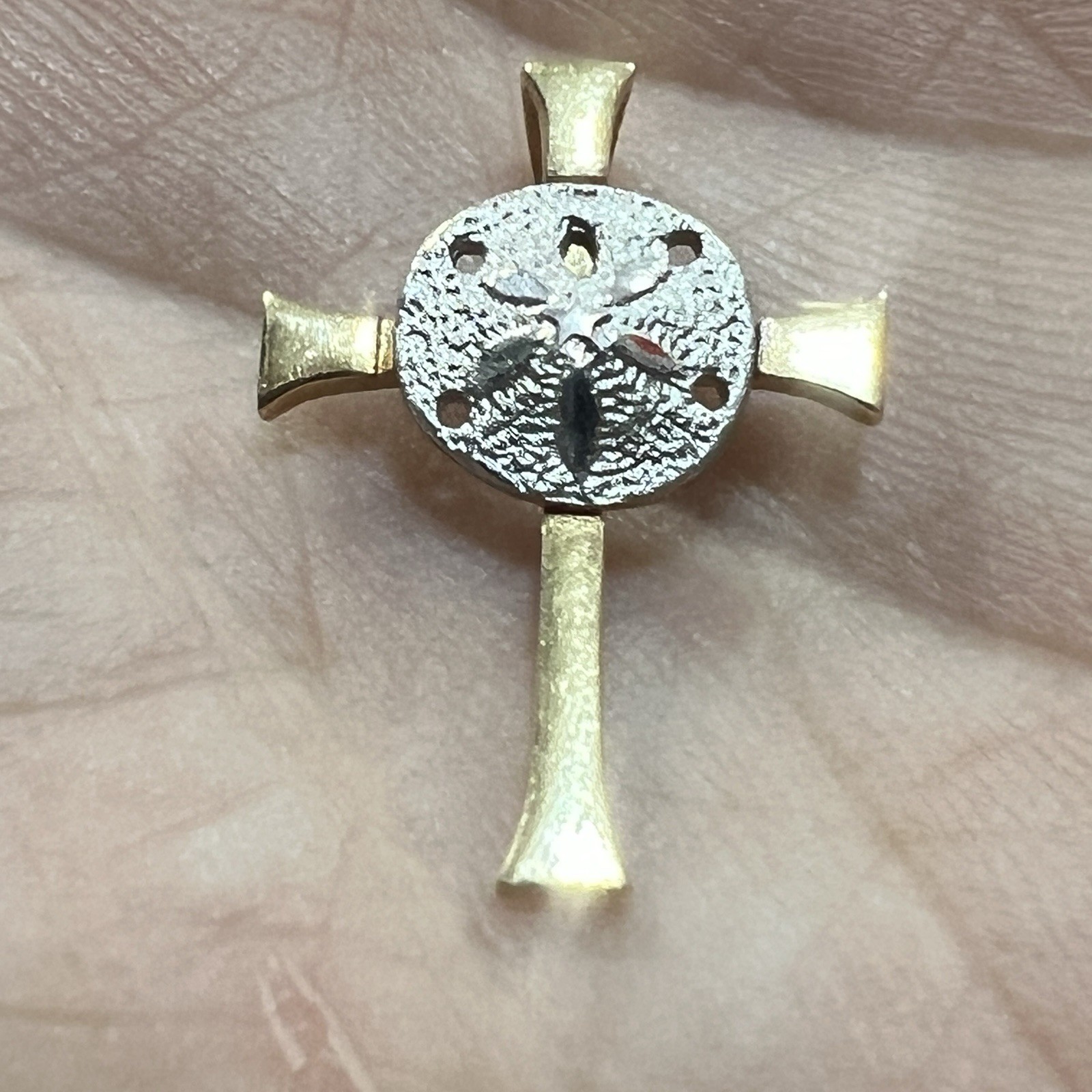 Sand Dollar Cross Pendant 14k Yellow Gold Nautical Statement Charm JCF 1.8g