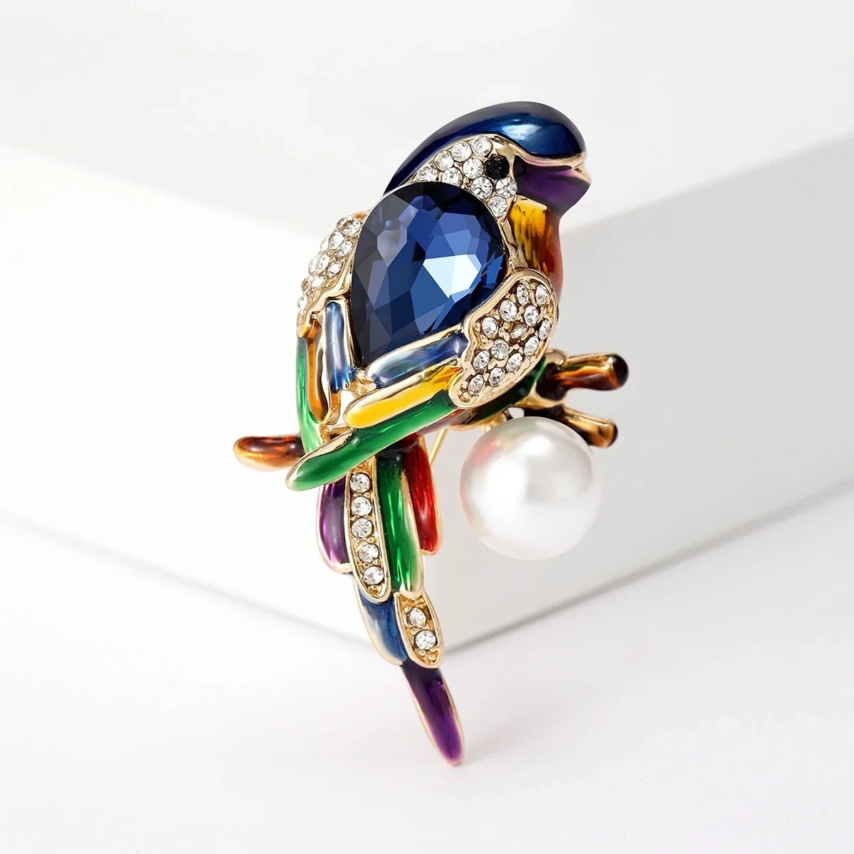 Luxury Parrot Brooches for Women Unisex Animal Pin Bird Lapel Pins Office Party
