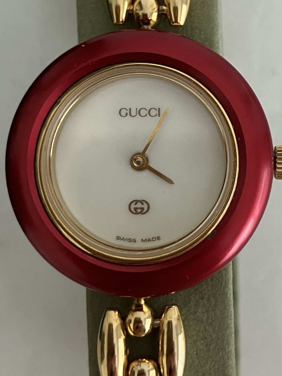 Vintage GUCCI Change Bezel 6 Color 11/12 Gold Watch! New Battery & Serviced!