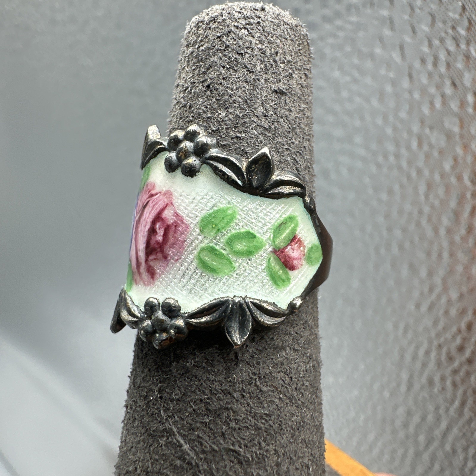 Vtg Vargas Sterling Silver Guilloche Enamel Painted Roses Flower Ring 7.1g Sz 5