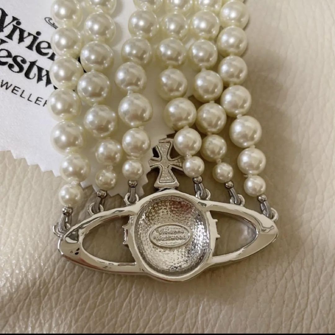 Vivienne Necklace 3-strand Pearl Choker Silver 40cm w/Pouch IN BOX