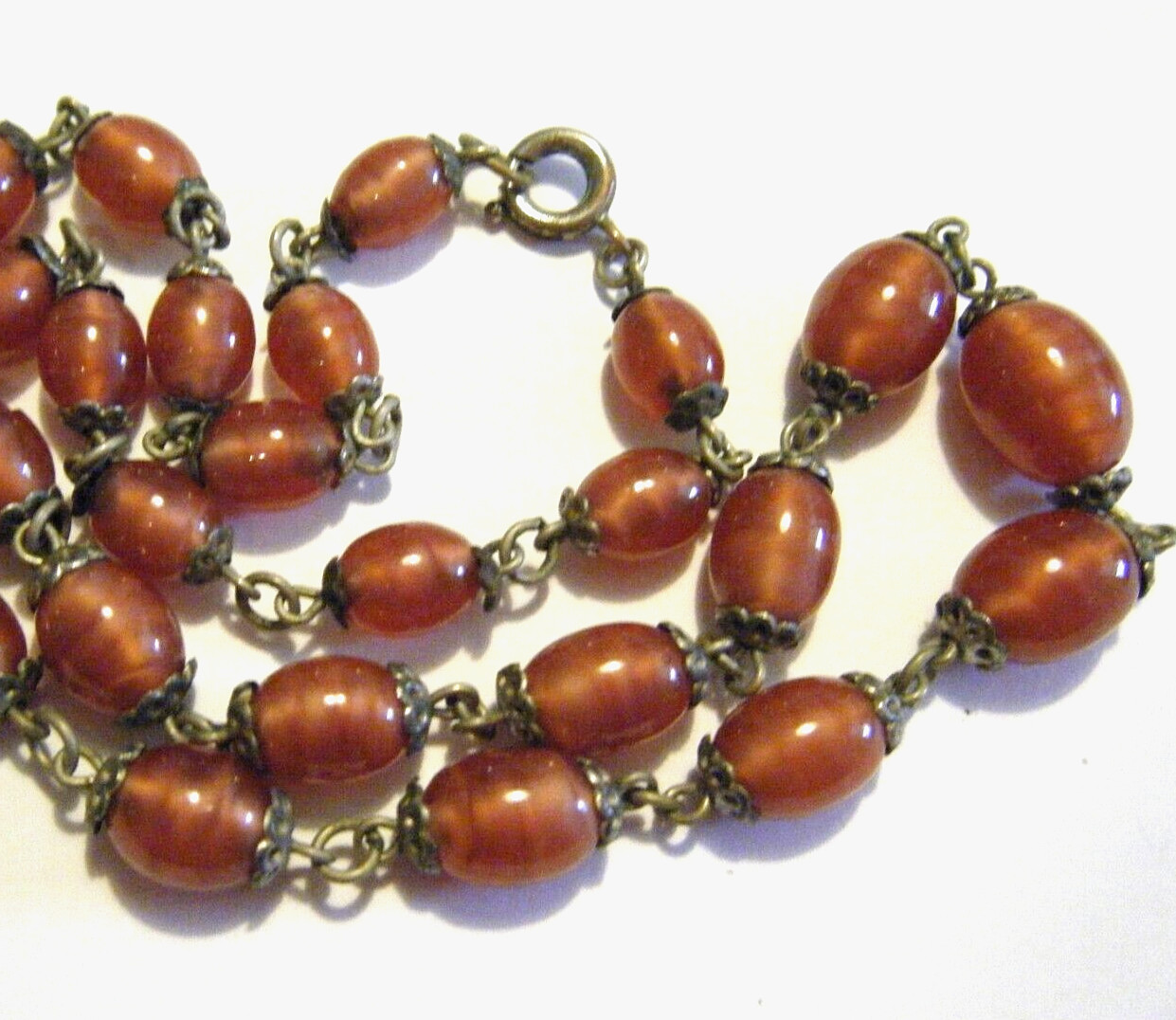 Vintage 20s Czech Art Glass Graduated Opaque Dusty Rose Barrel Bead 18″ Necklace