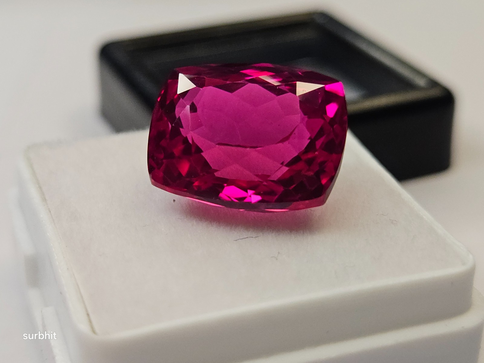 Dark Pink Sapphire Cushion Cut 14+Ct Natural Certified Loose Gemstone
