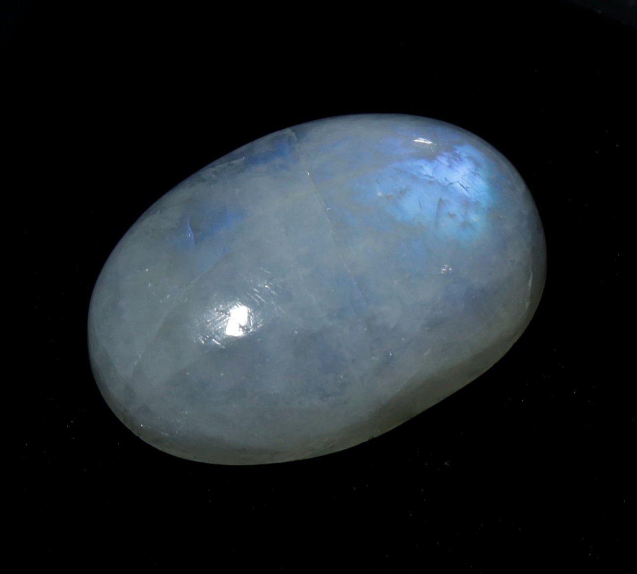100% Certified Natural Rainbow Moonstone Oval Cabochon Gemstone 26.55 Ct