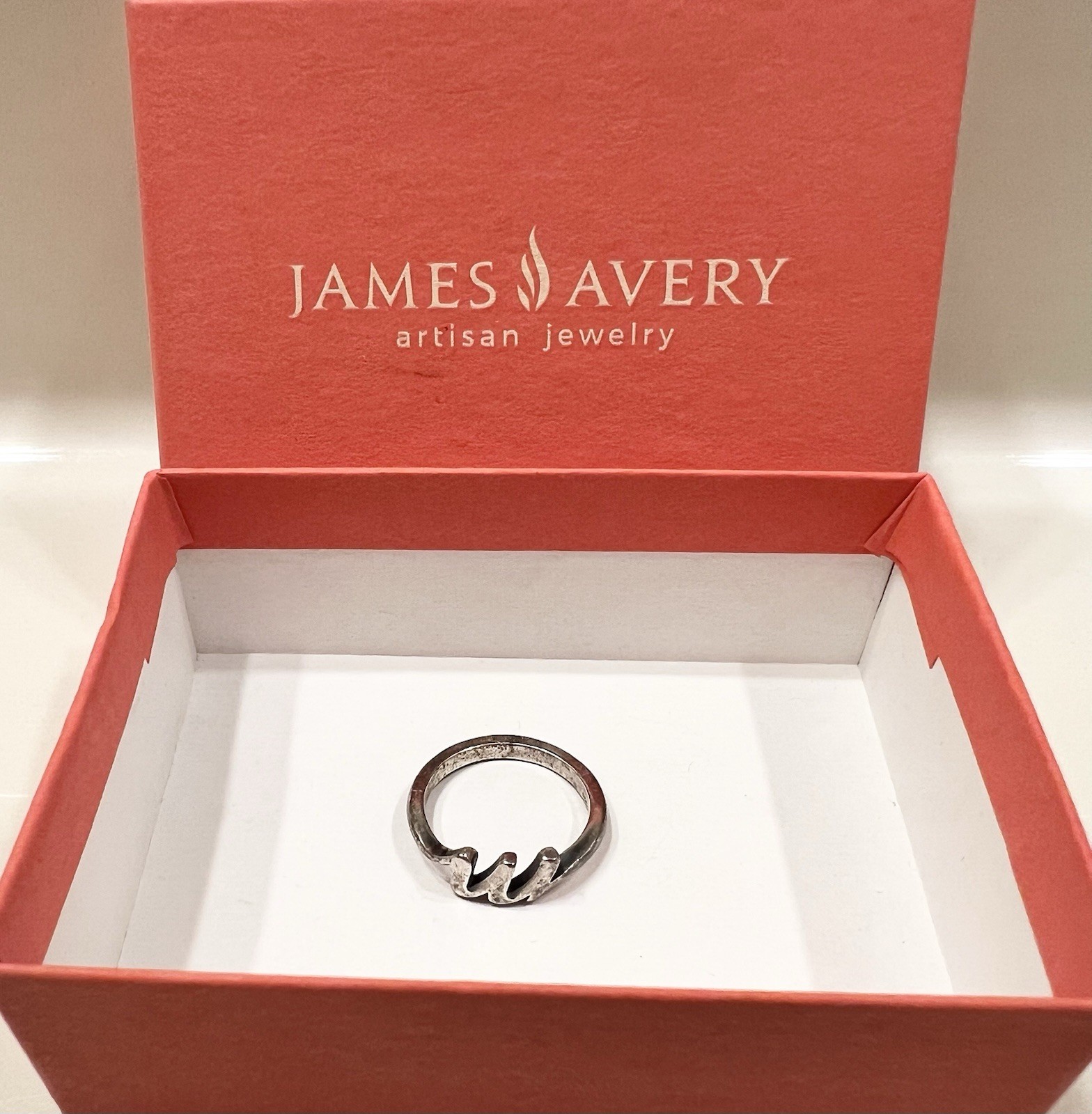 James Avery Sterling Silver .925 M Initial Ring Size 8.5