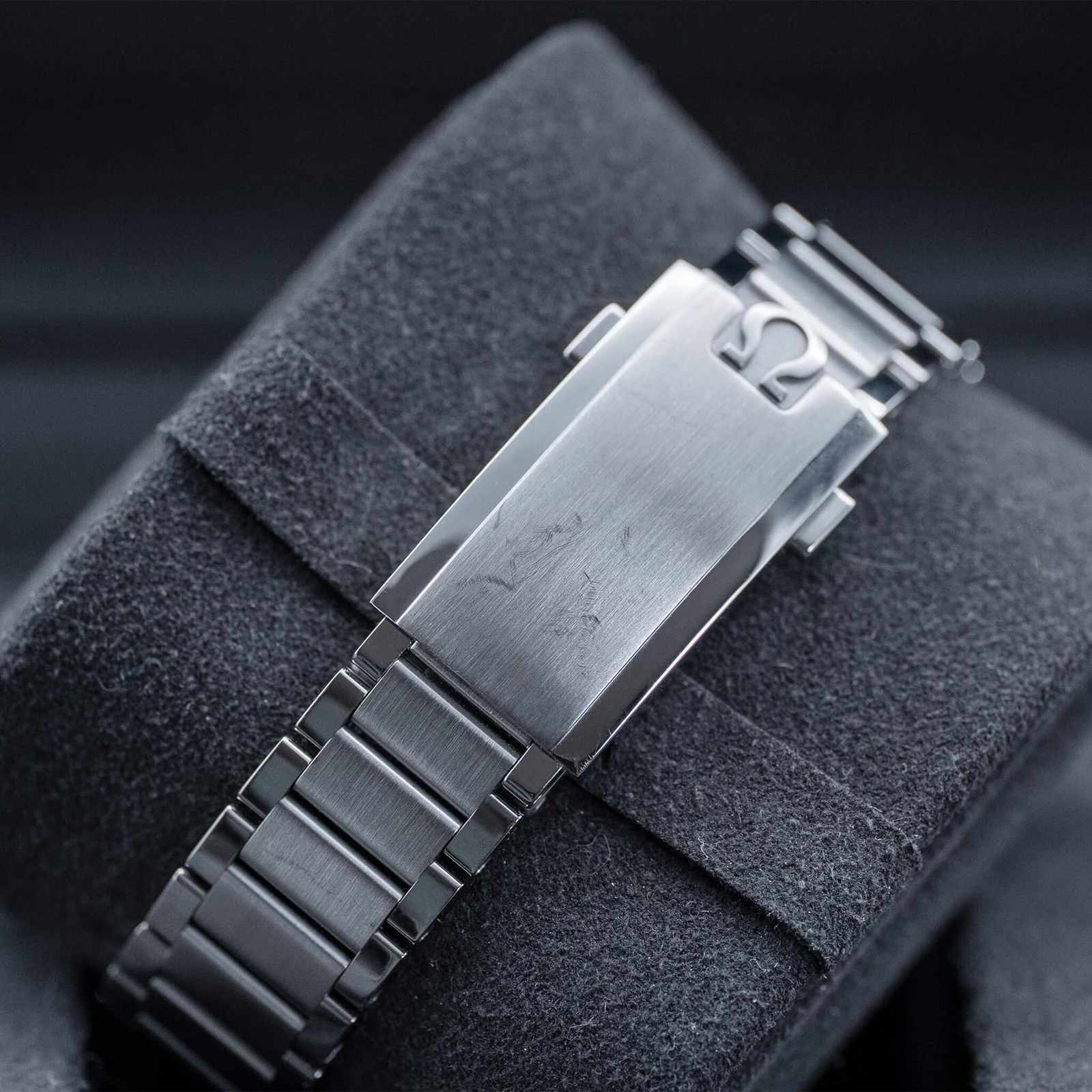 Omega Speedmaster FOiS 39.7mm 2025 Box & Papers