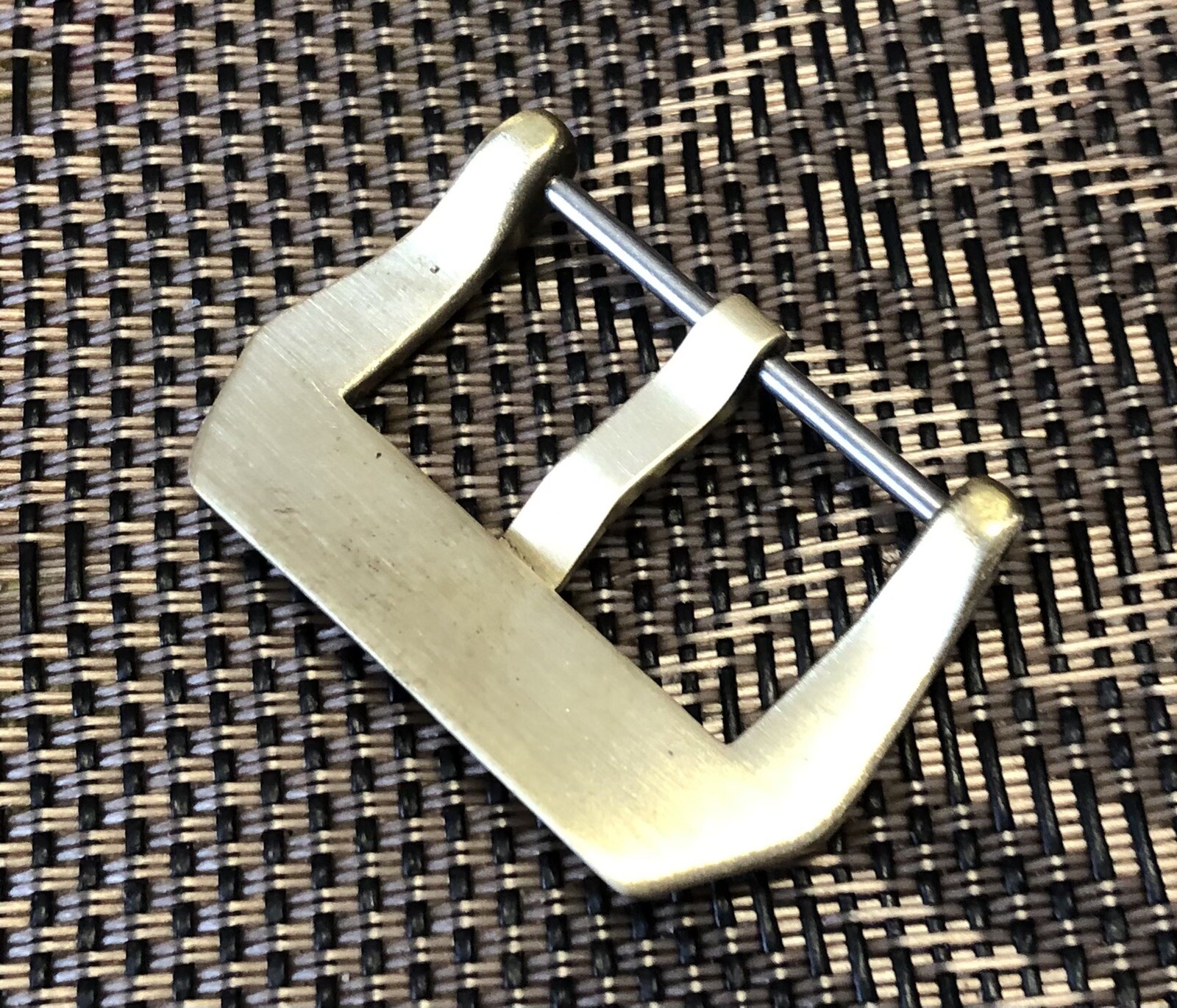 24MM Bronze Pre-V Screw-in Leather Watch Buckle