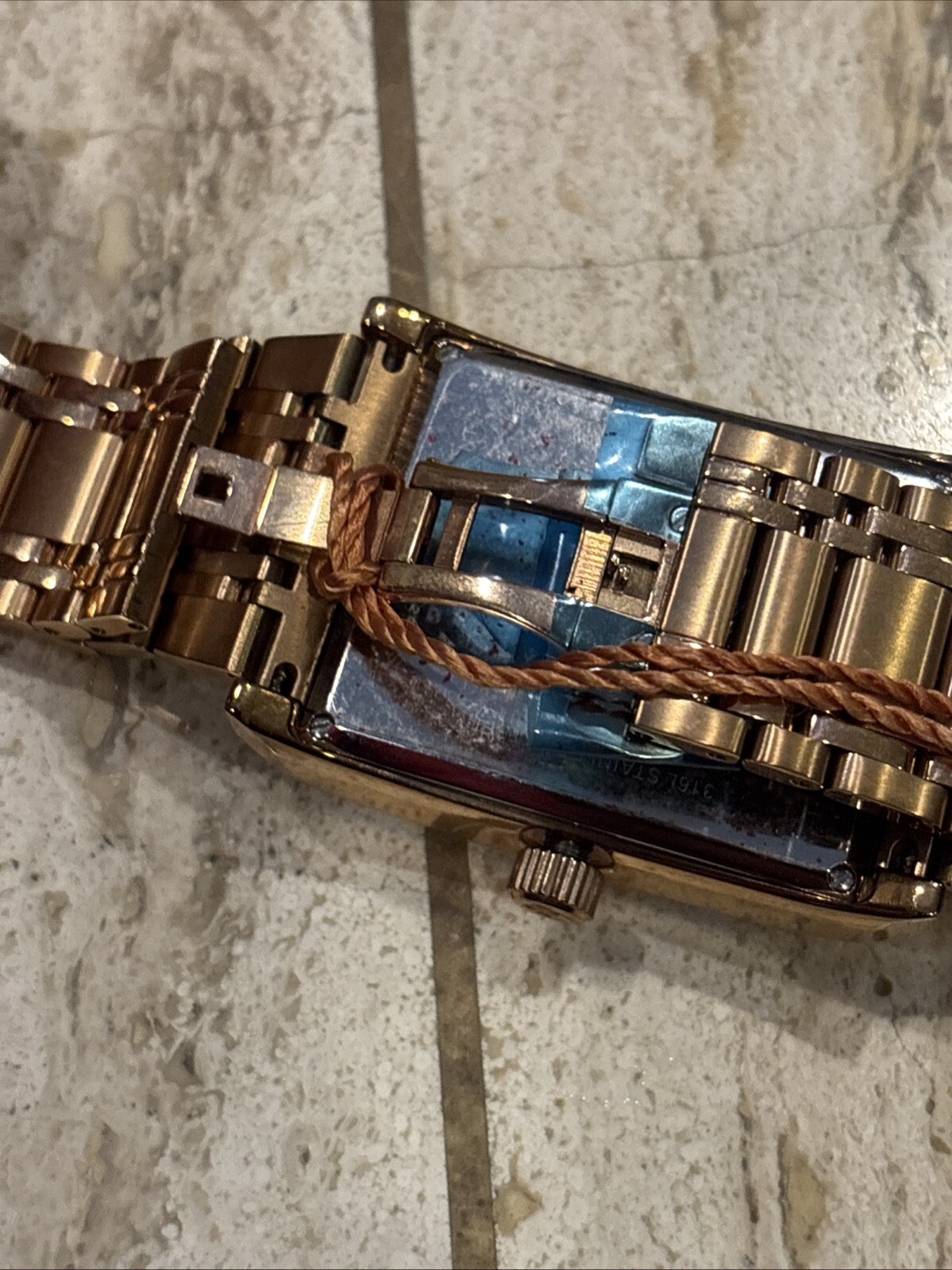 Swiss Legend Limousine Gold/White Men’s 39mm Watch Read