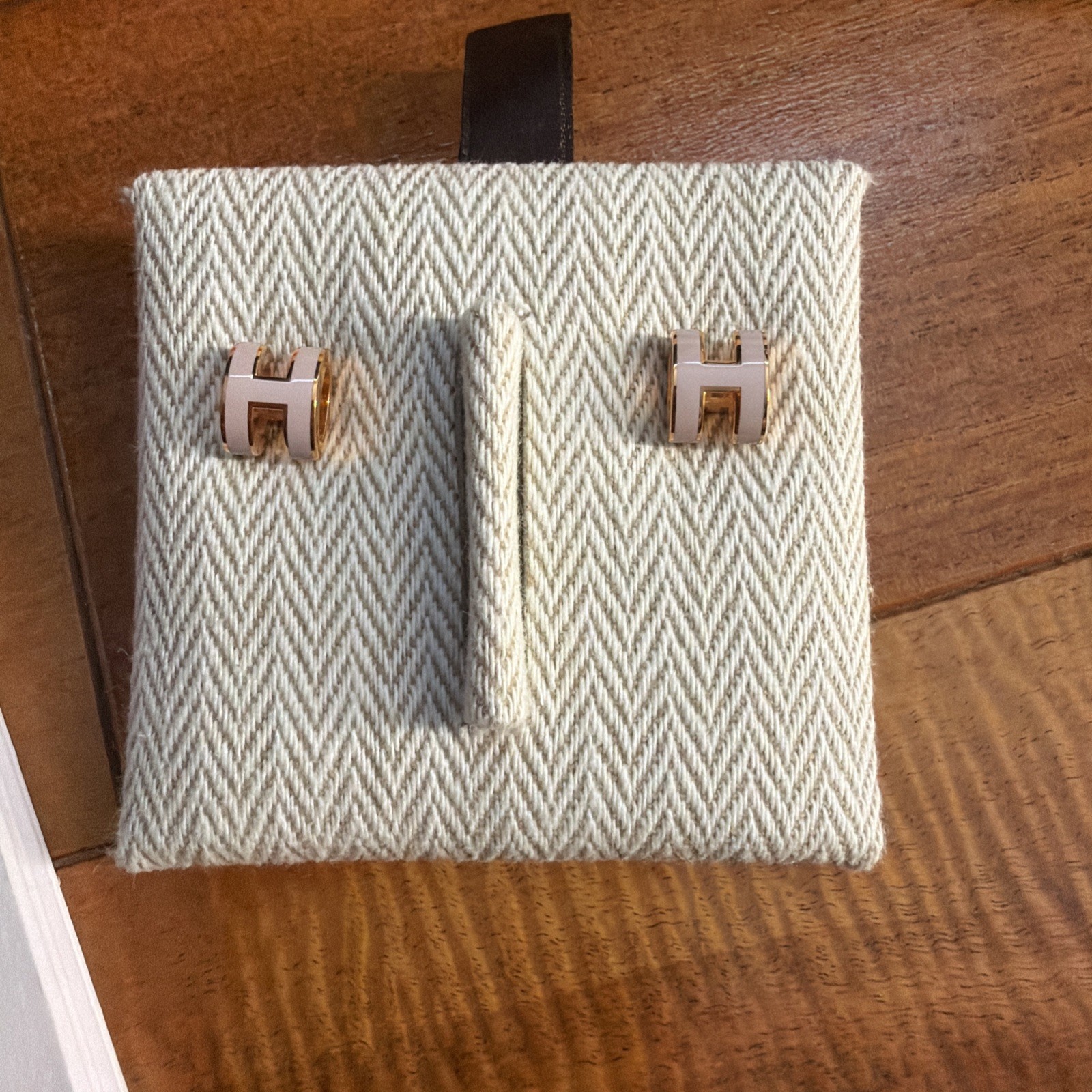 HERMES Pop H Logo Mini Earrings Pink x Gold Metal Fashion Jewelry W/Box