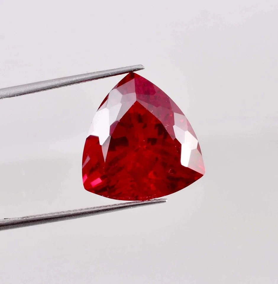 31 Ct Natural Blood Red Ruby Trillion Cut Certified Loose Gemstone Mozambique