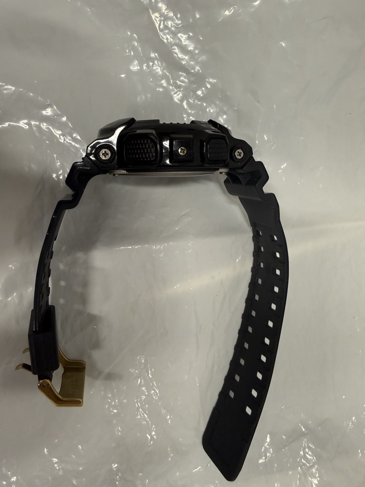 Casio G-SHOCK GA-110GB Black/Gold Analog Quartz 200m Resin Band Men’s